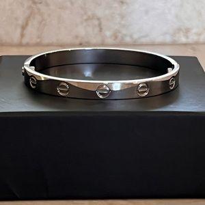 Silver Lock and Key Bangle